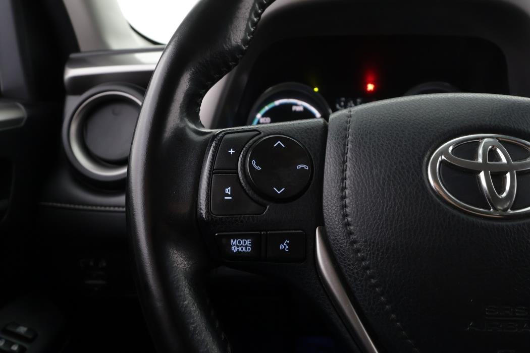 TOYOTA RAV4 2017