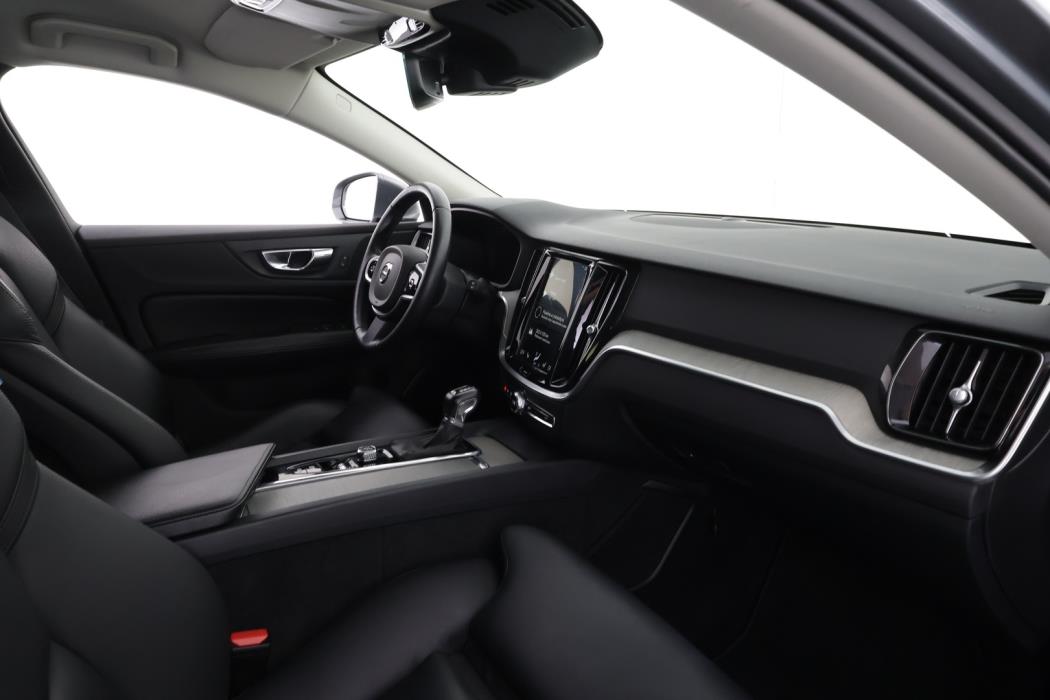 VOLVO V60 2019