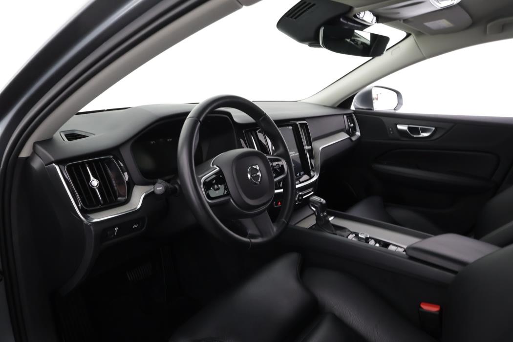 VOLVO V60 2019