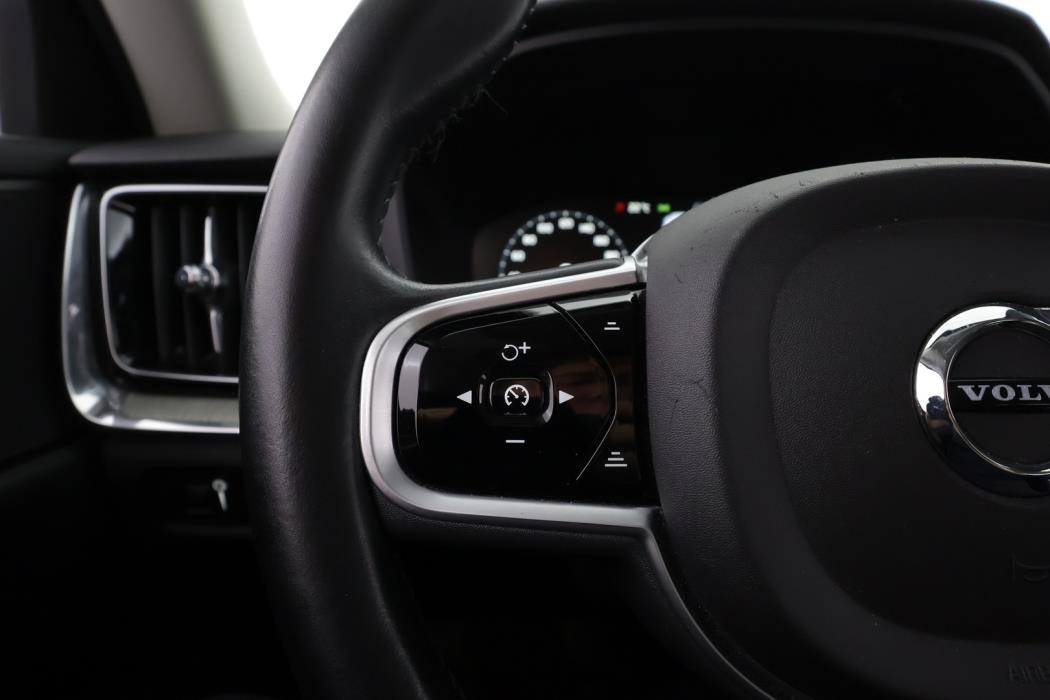 VOLVO V60 2019