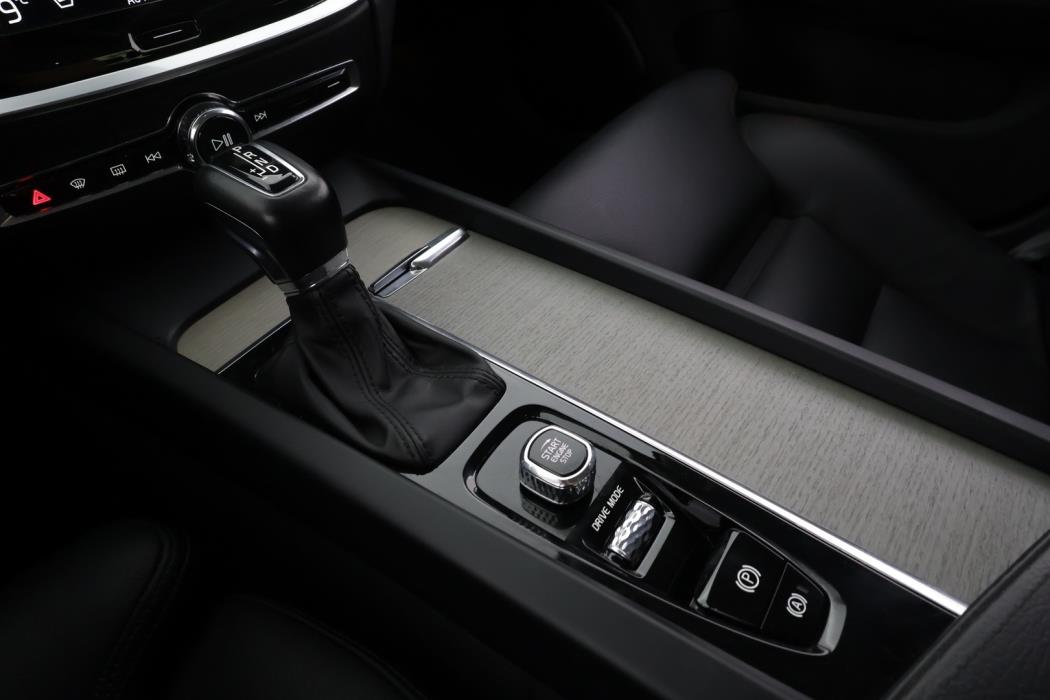 VOLVO V60 2019