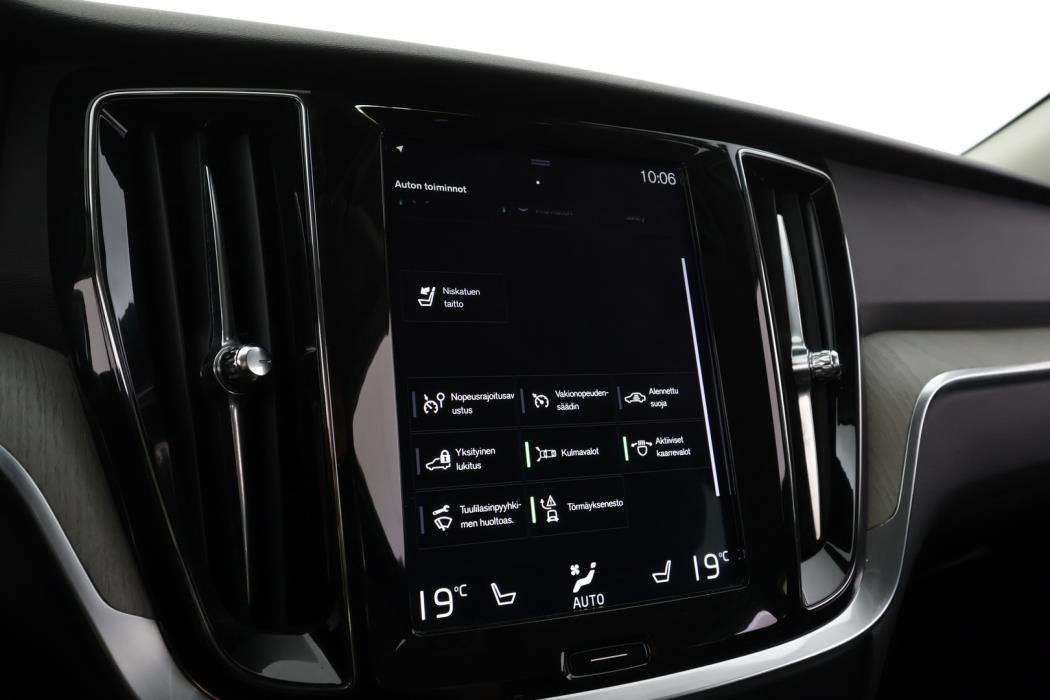 VOLVO V60 2019