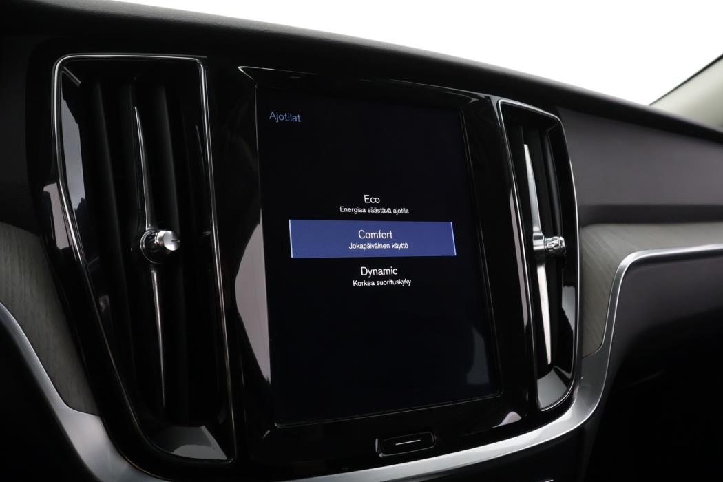 VOLVO V60 2019