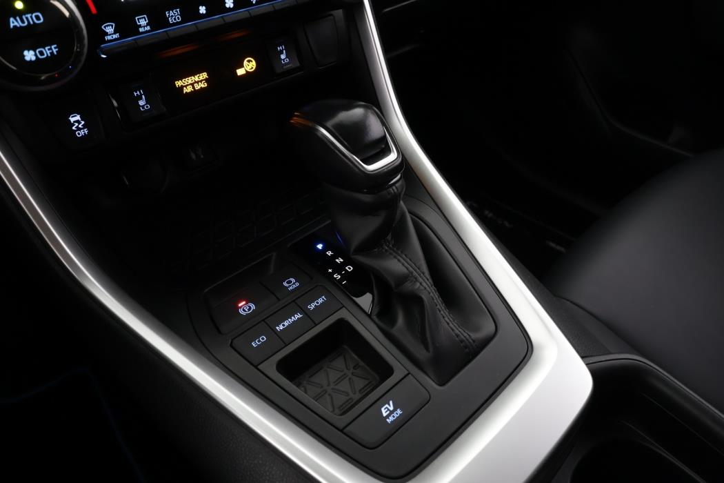 TOYOTA RAV4 2019