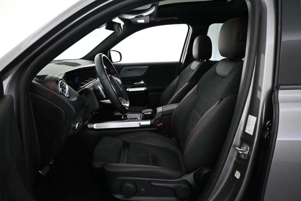 MERCEDES-BENZ EQB 2023