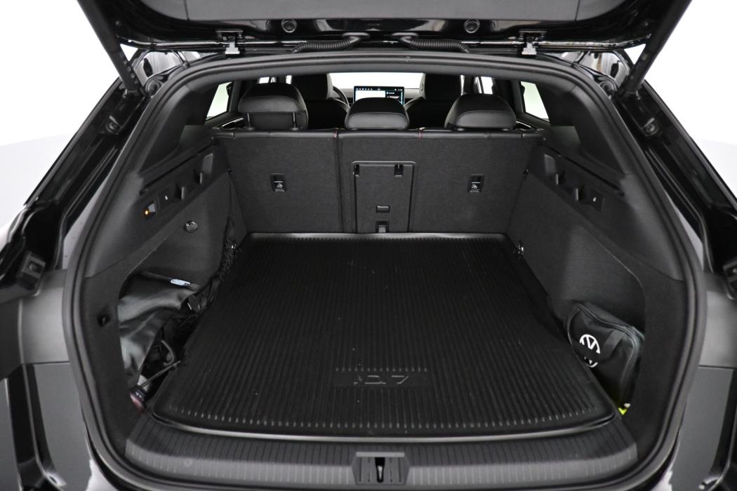 VOLKSWAGEN ID.7 2025
