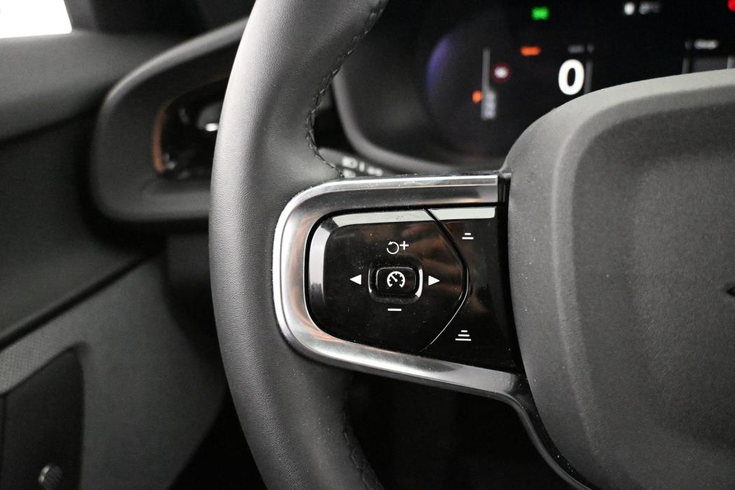 POLESTAR 2 2024