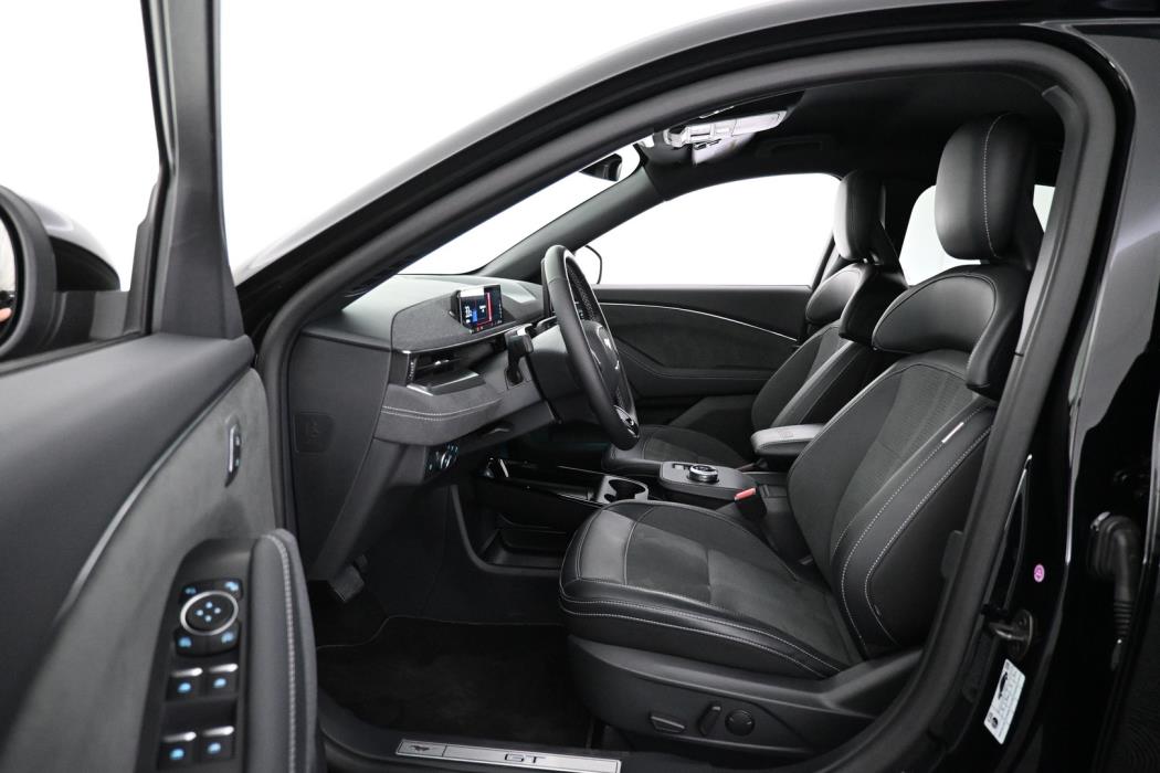 FORD Mustang Mach-E 2022