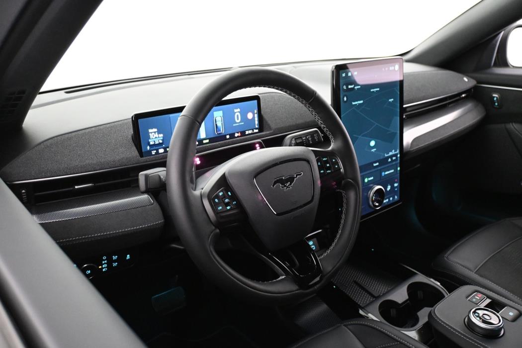 FORD Mustang Mach-E 2022