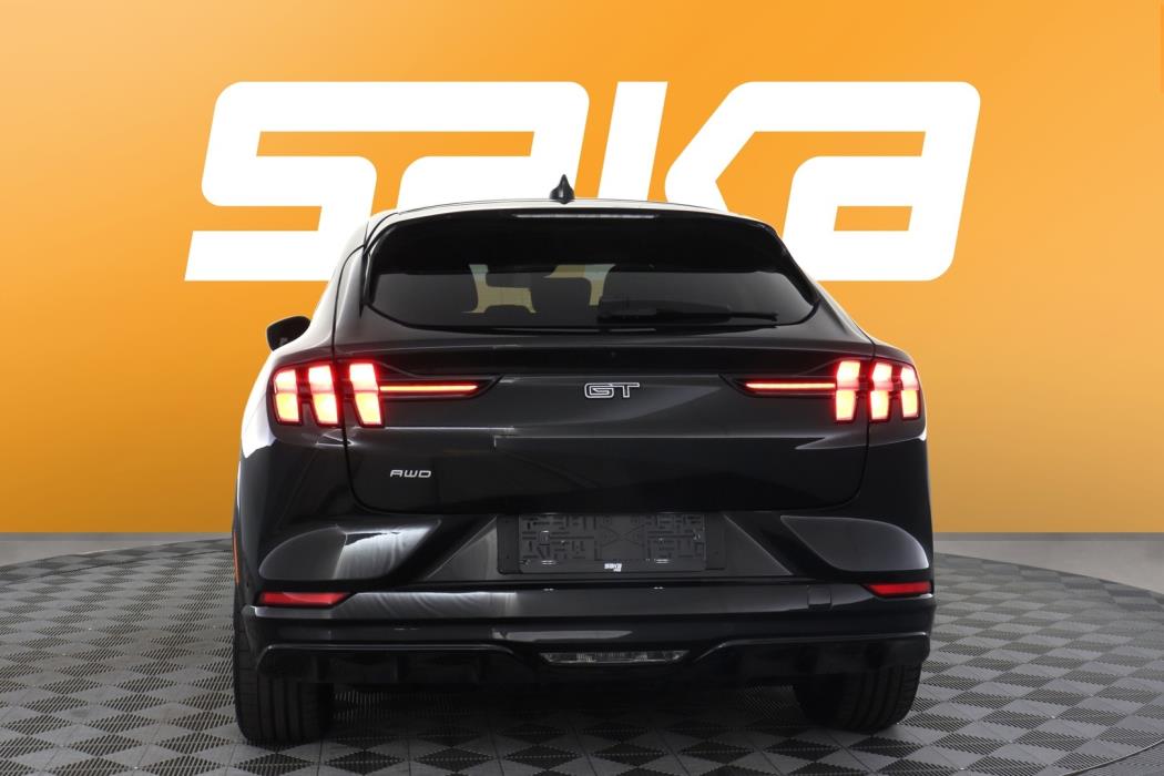 FORD Mustang Mach-E 2022