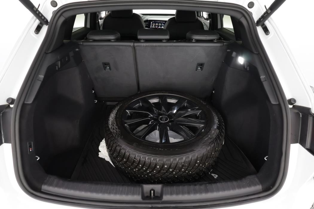AUDI Q4 e-tron 2023