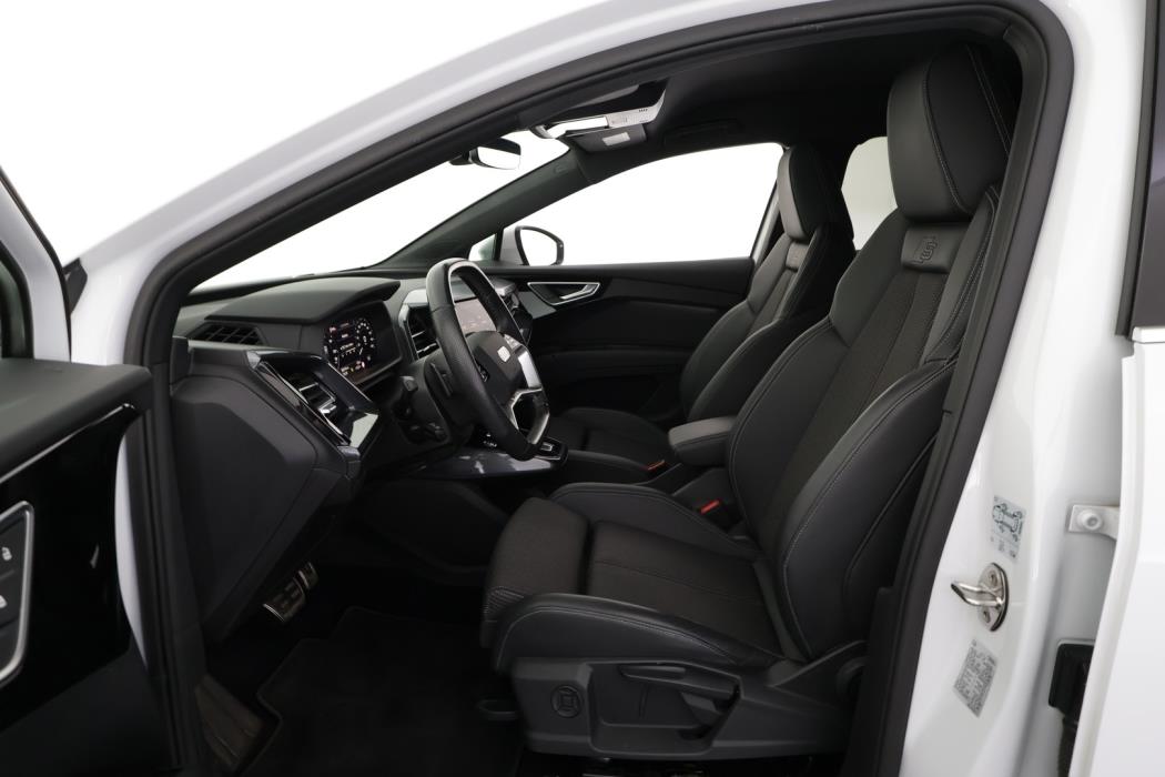 AUDI Q4 e-tron 2023