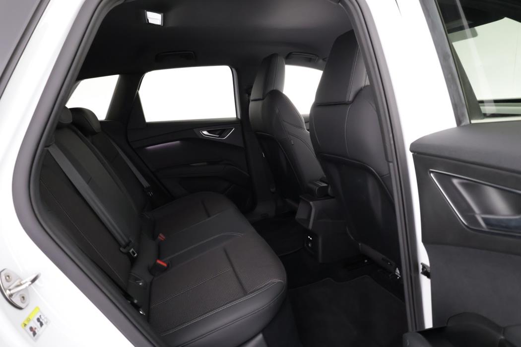 AUDI Q4 e-tron 2023