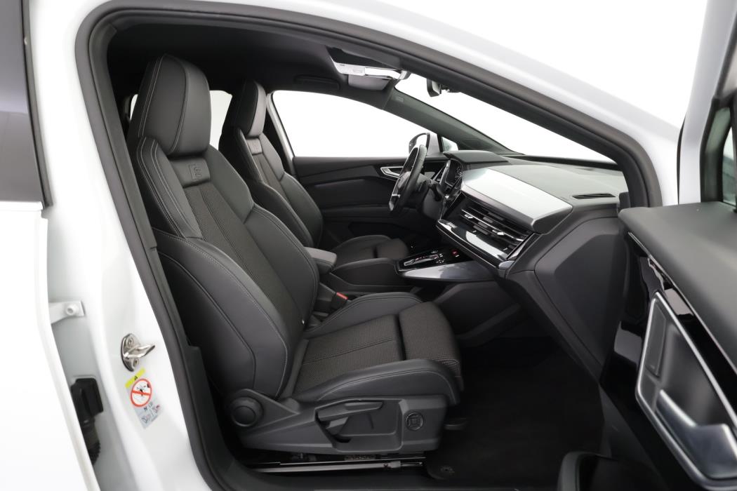 AUDI Q4 e-tron 2023