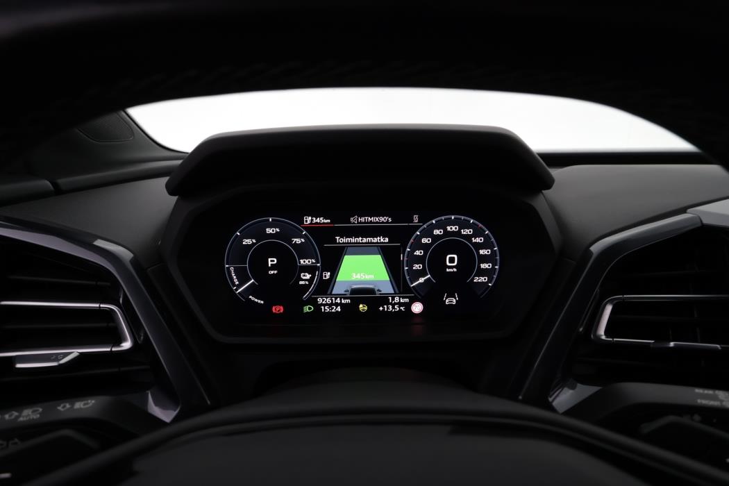 AUDI Q4 e-tron 2023