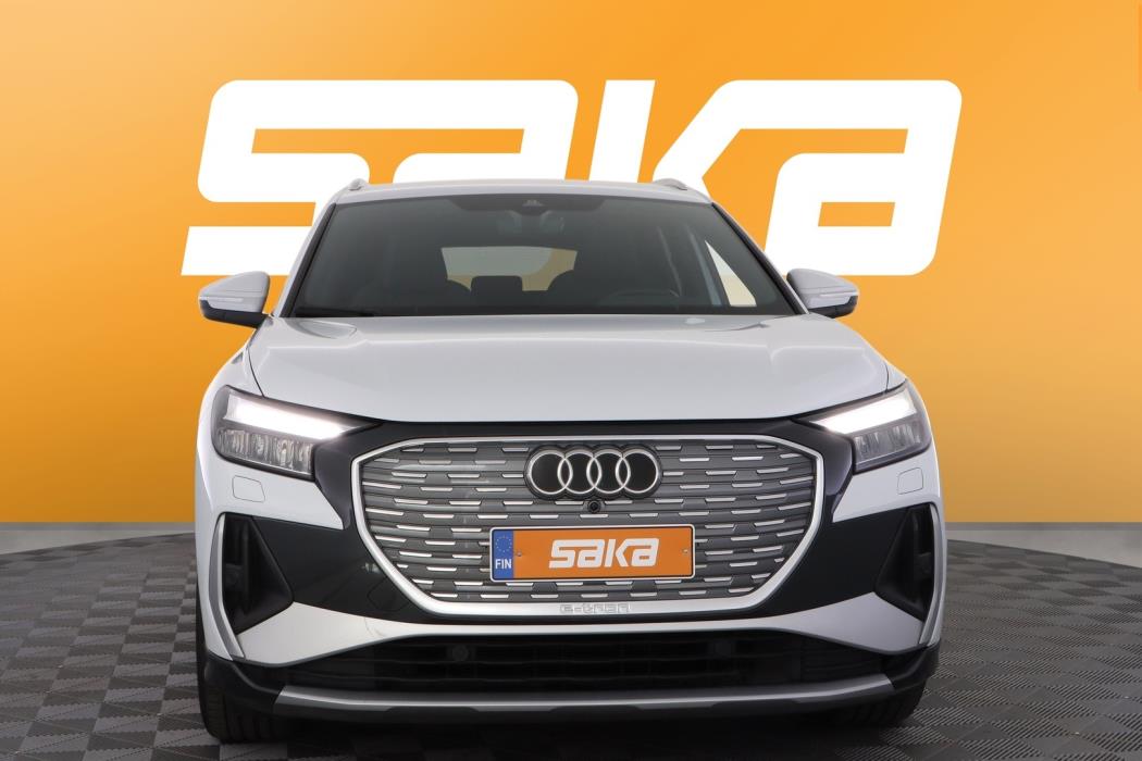 AUDI Q4 e-tron 2023