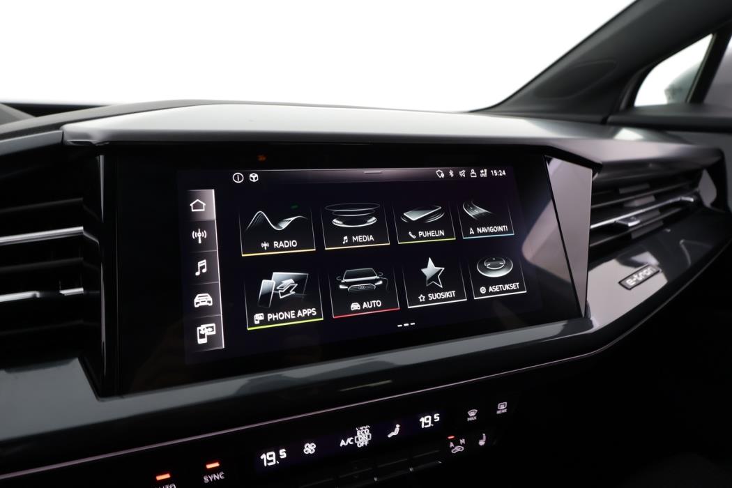 AUDI Q4 e-tron 2023