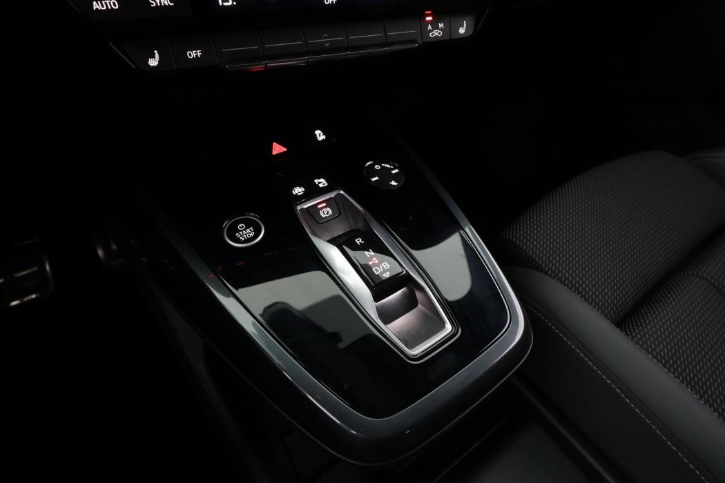 AUDI Q4 e-tron 2023