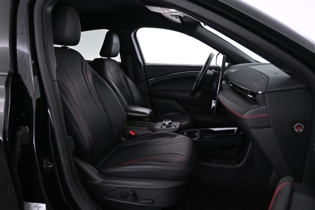 FORD Mustang Mach-E 2022