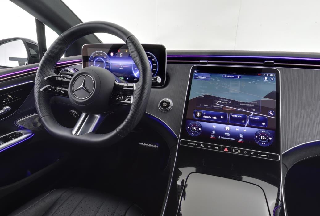 MERCEDES-BENZ EQE 2025
