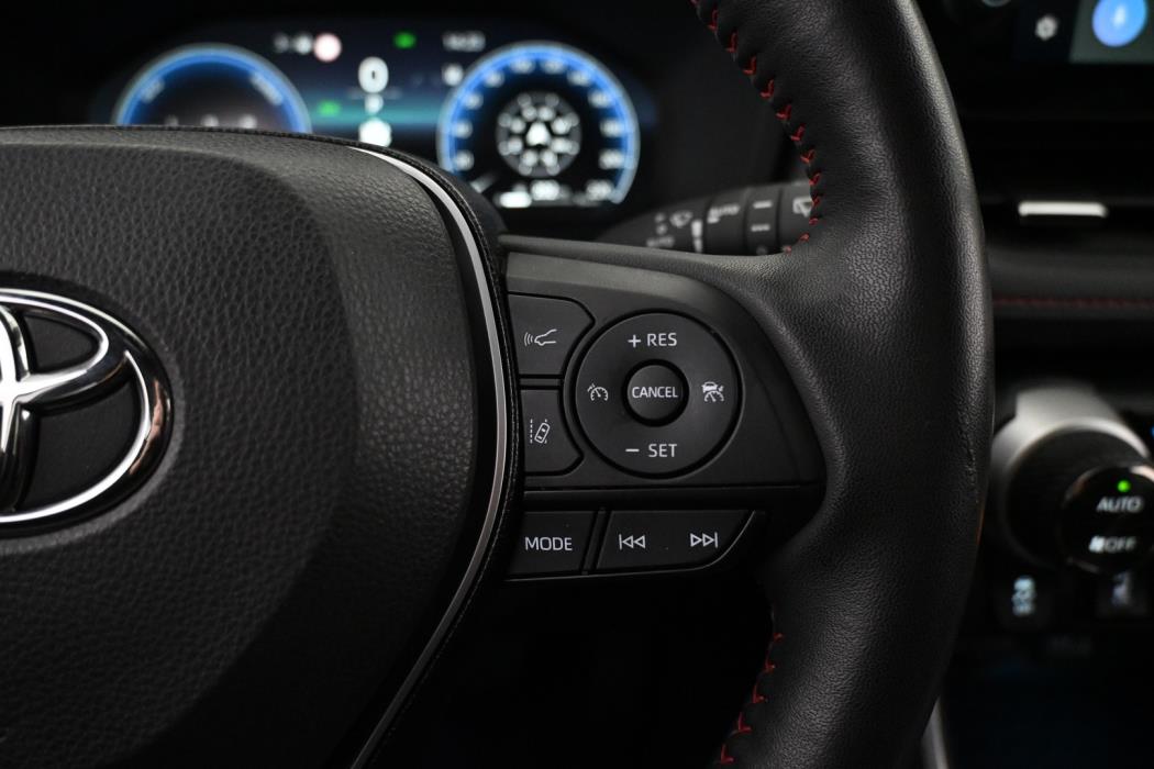 TOYOTA RAV4 Plug-in 2024