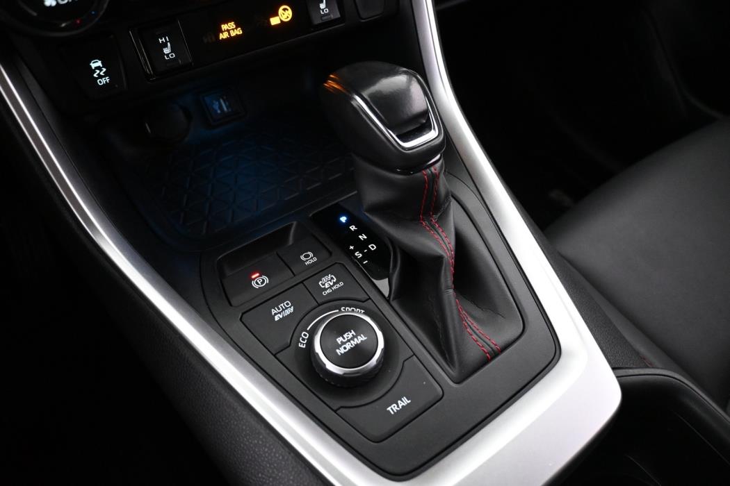 TOYOTA RAV4 Plug-in 2024