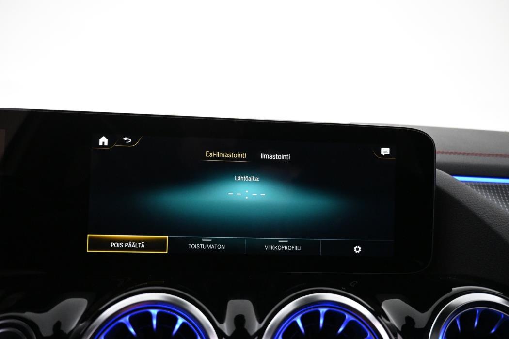 MERCEDES-BENZ EQA 2023