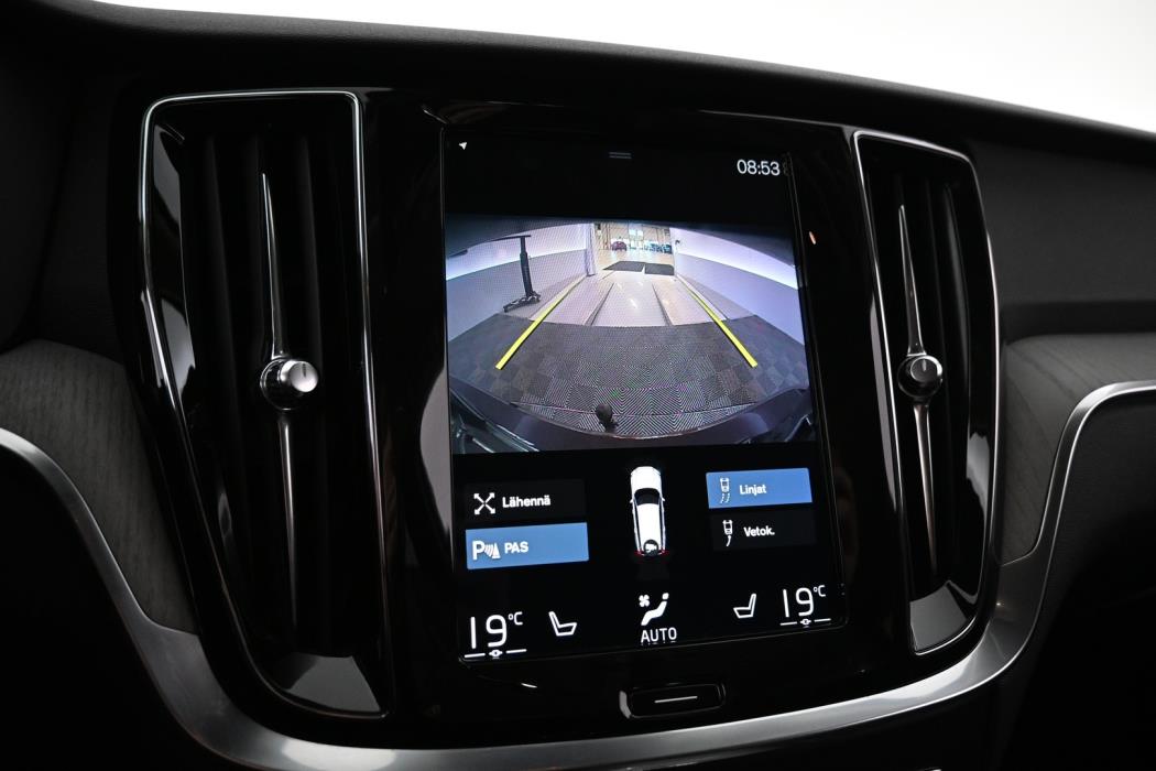 VOLVO V60 2020