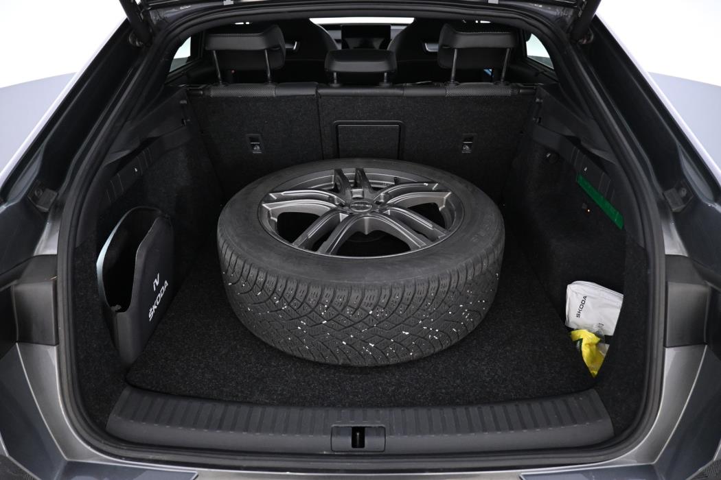 SKODA Enyaq 2023