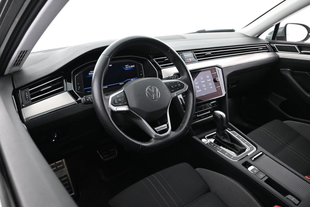 VOLKSWAGEN Passat 2021