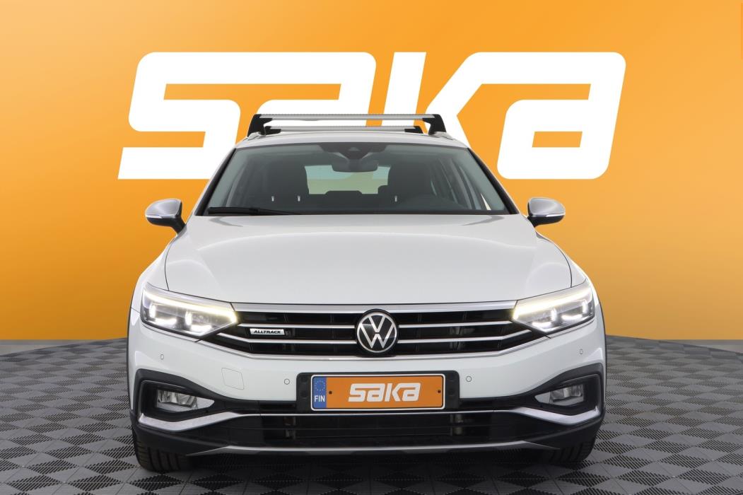 VOLKSWAGEN Passat 2021