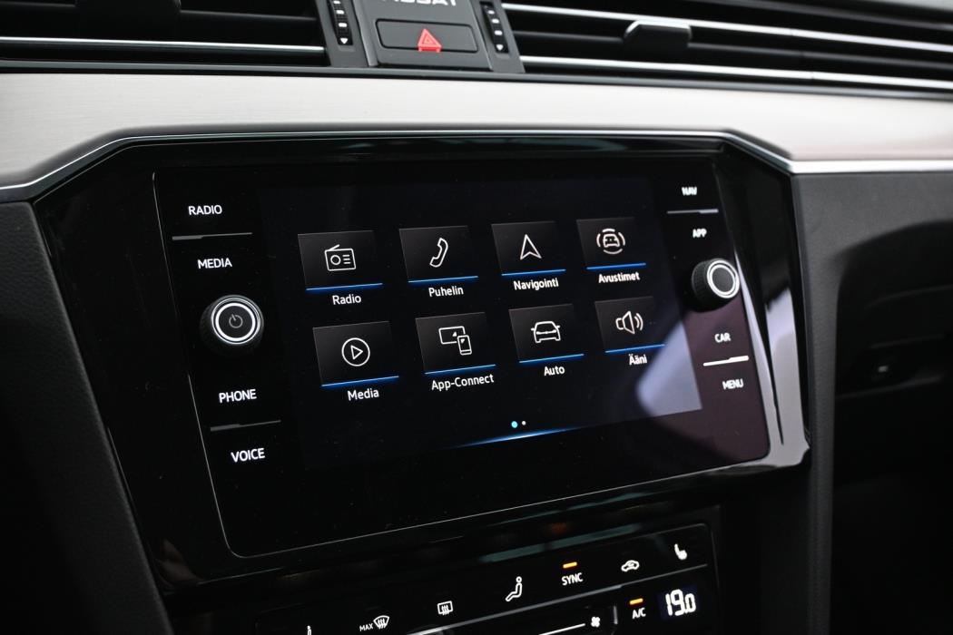 VOLKSWAGEN Passat 2021