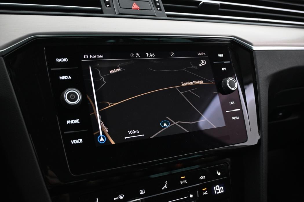 VOLKSWAGEN Passat 2021