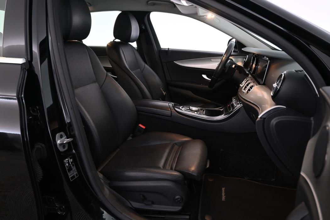 MERCEDES-BENZ E 2018