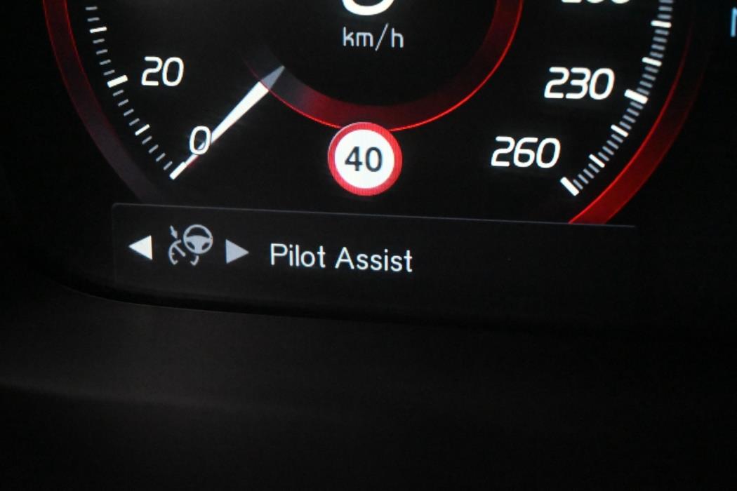 VOLVO V90 2020