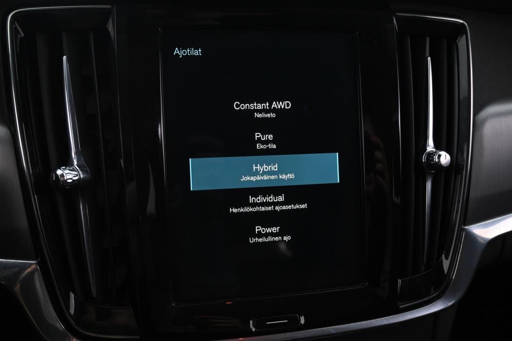 VOLVO V90 2020