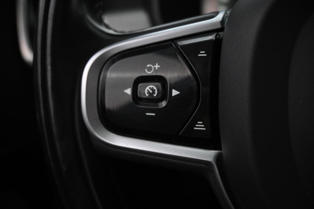 VOLVO V90 2020