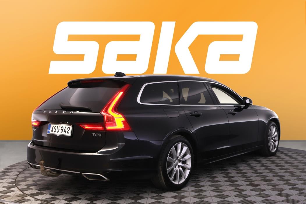 VOLVO V90 2020