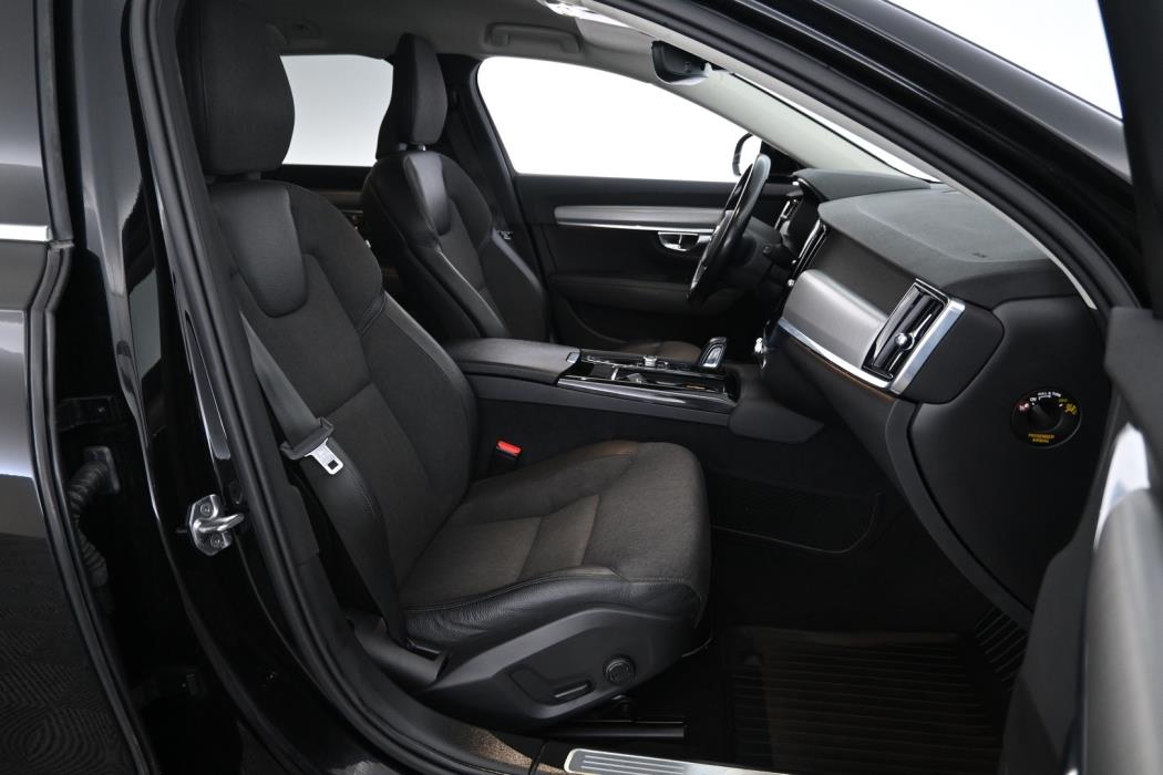 VOLVO V90 2020
