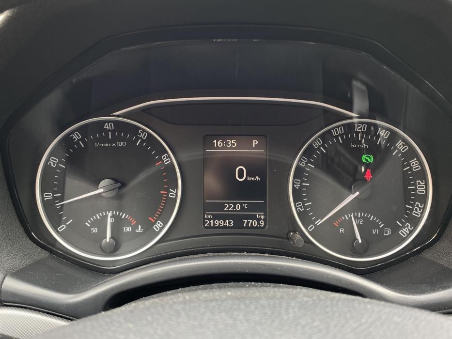 SKODA Octavia 2011