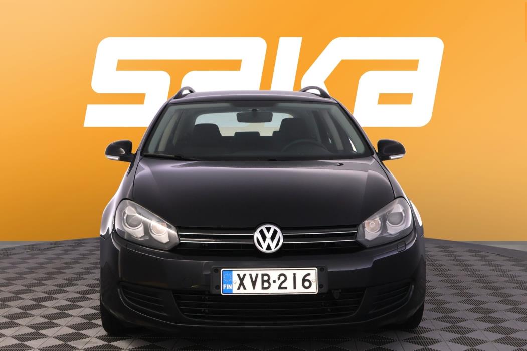 VOLKSWAGEN Golf 2010