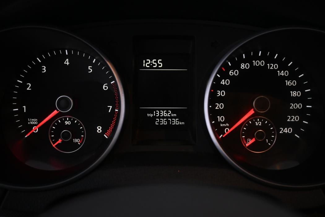 VOLKSWAGEN Golf 2010