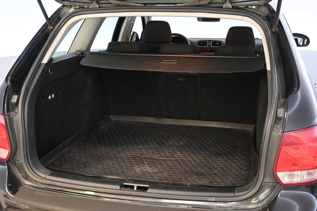VOLKSWAGEN Golf 2010