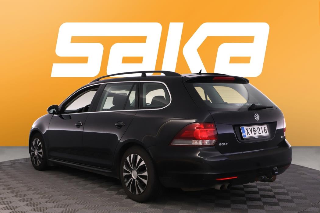 VOLKSWAGEN Golf 2010