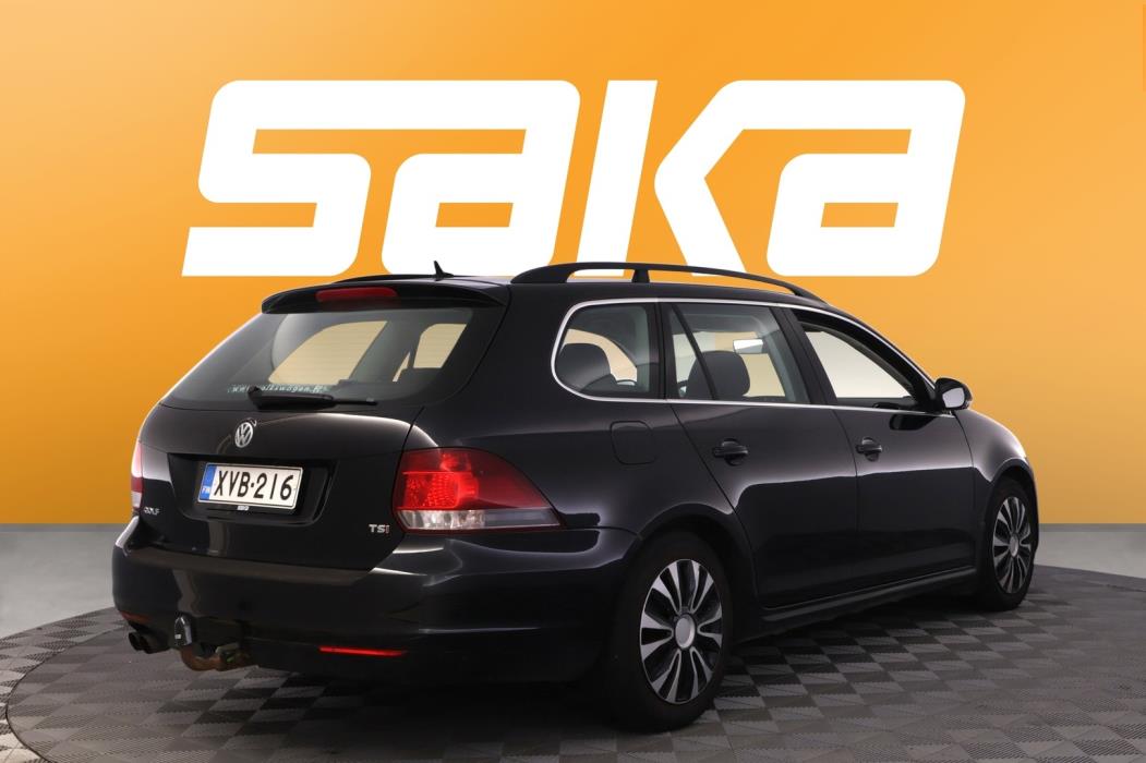 VOLKSWAGEN Golf 2010