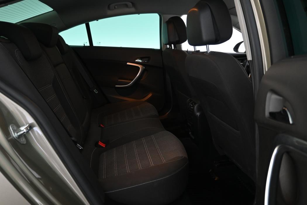 OPEL Insignia 2014