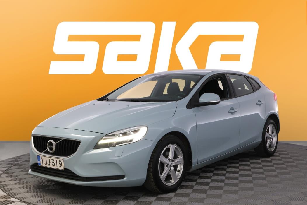 VOLVO V40 2017