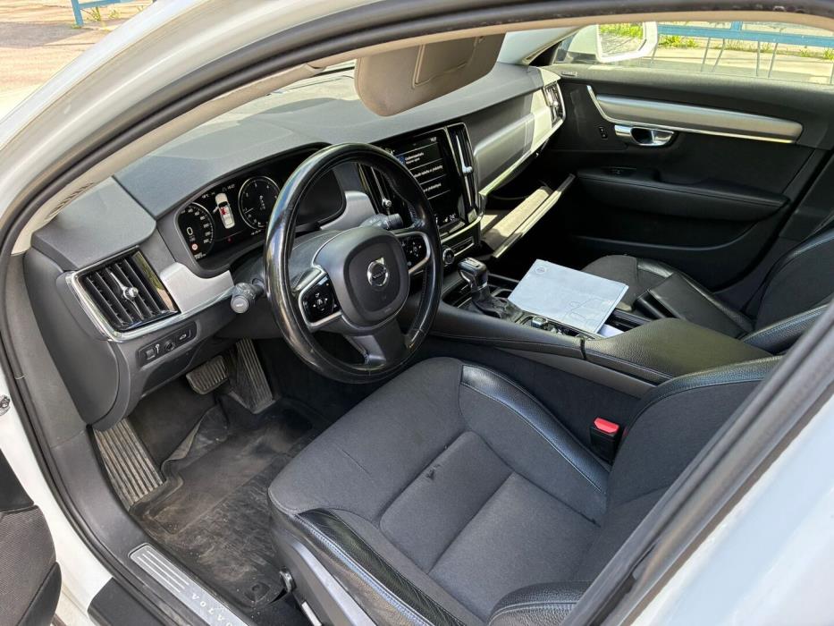 VOLVO S90 2019