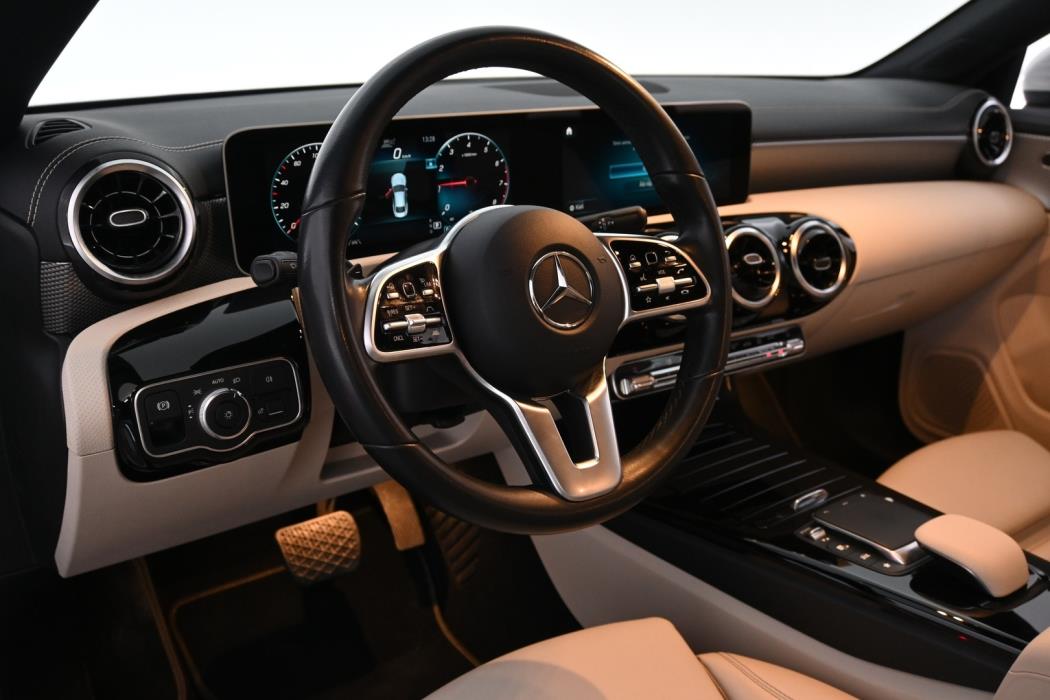 MERCEDES-BENZ CLA 2020