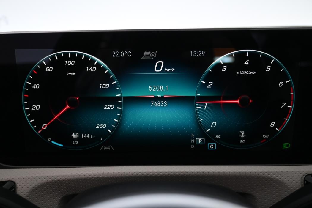 MERCEDES-BENZ CLA 2020